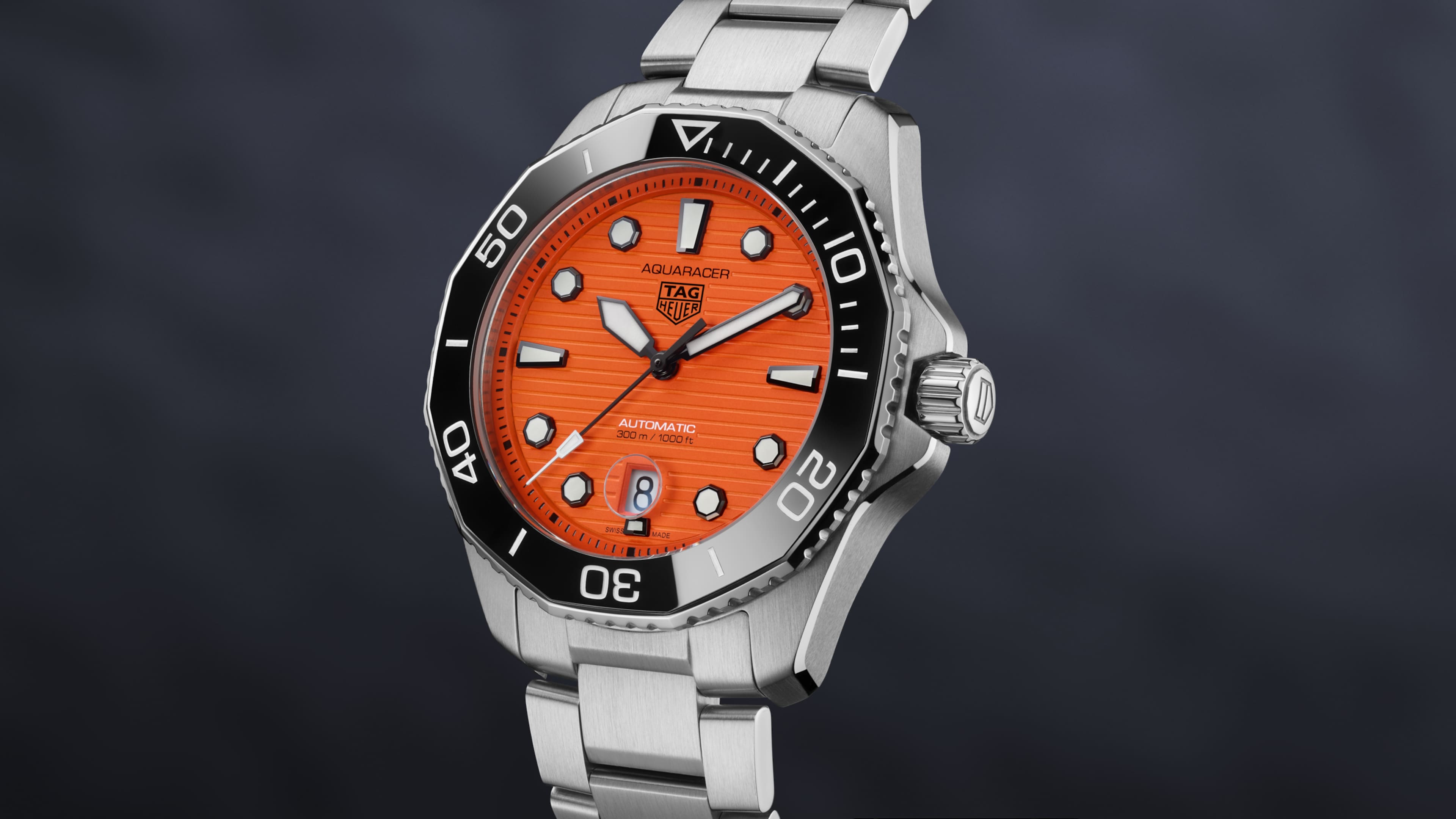 TAG HEUER AQUARACER PROFESSIONAL 300 - Arancione