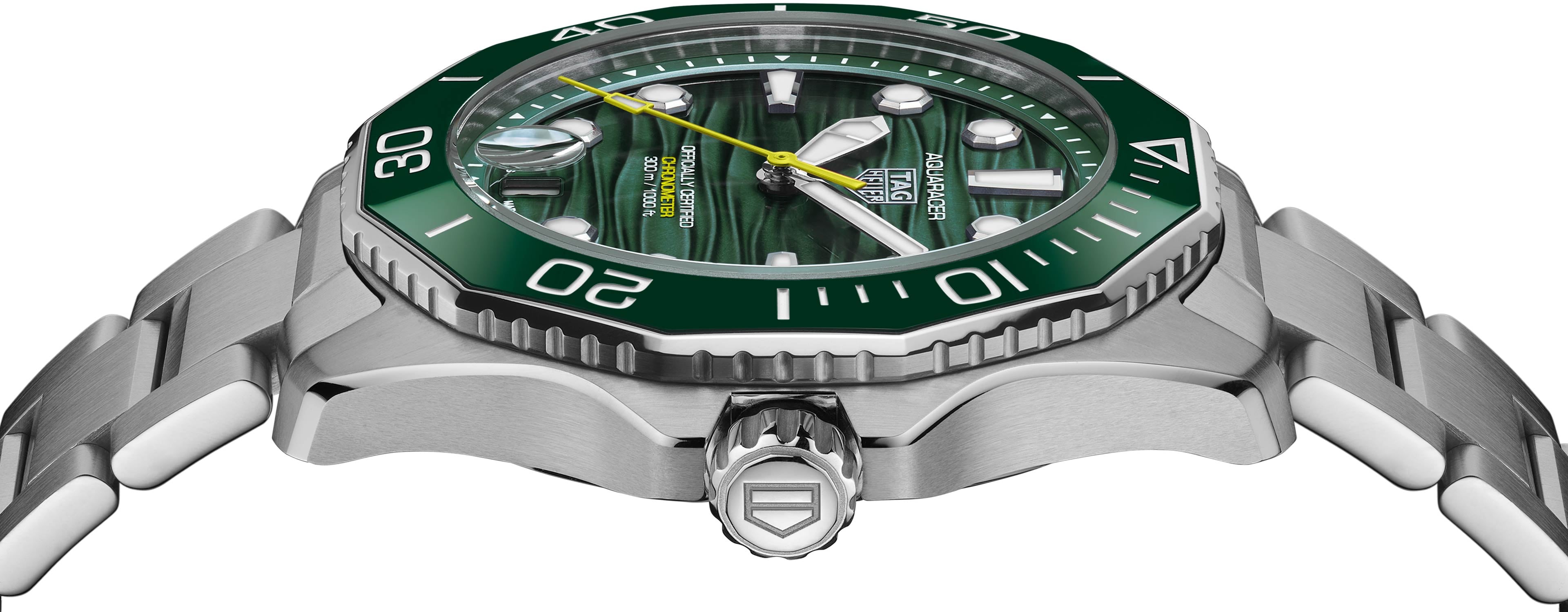 TAG HEUER AQUARACER PROFESSIONAL 300 DATE - verde